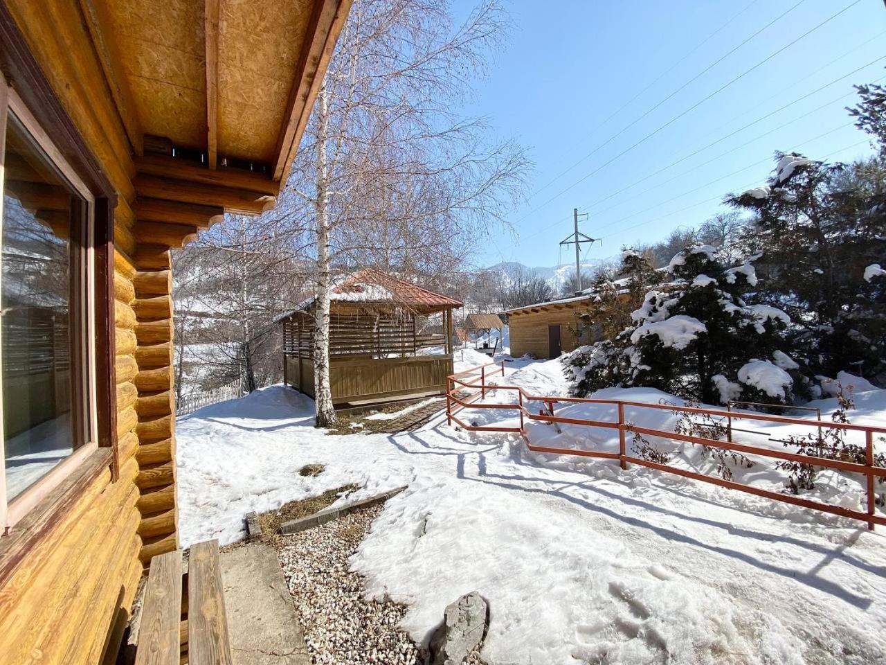 Villa Сакский Двор à Besqaynar Extérieur photo